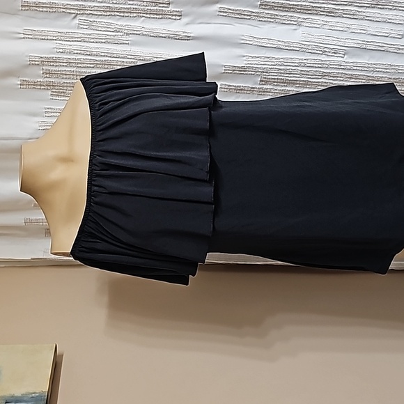 Lularoe Alana Flounce Top! NWT! - Picture 3 of 8